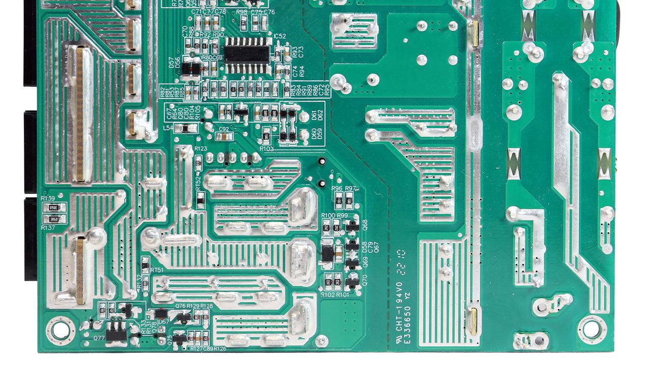 Gigabyte UD1000GM PG5