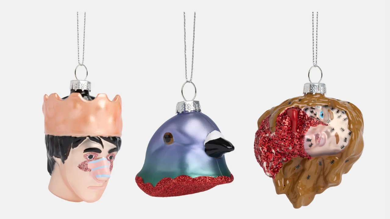 Hereditary ornaments for the holiday season