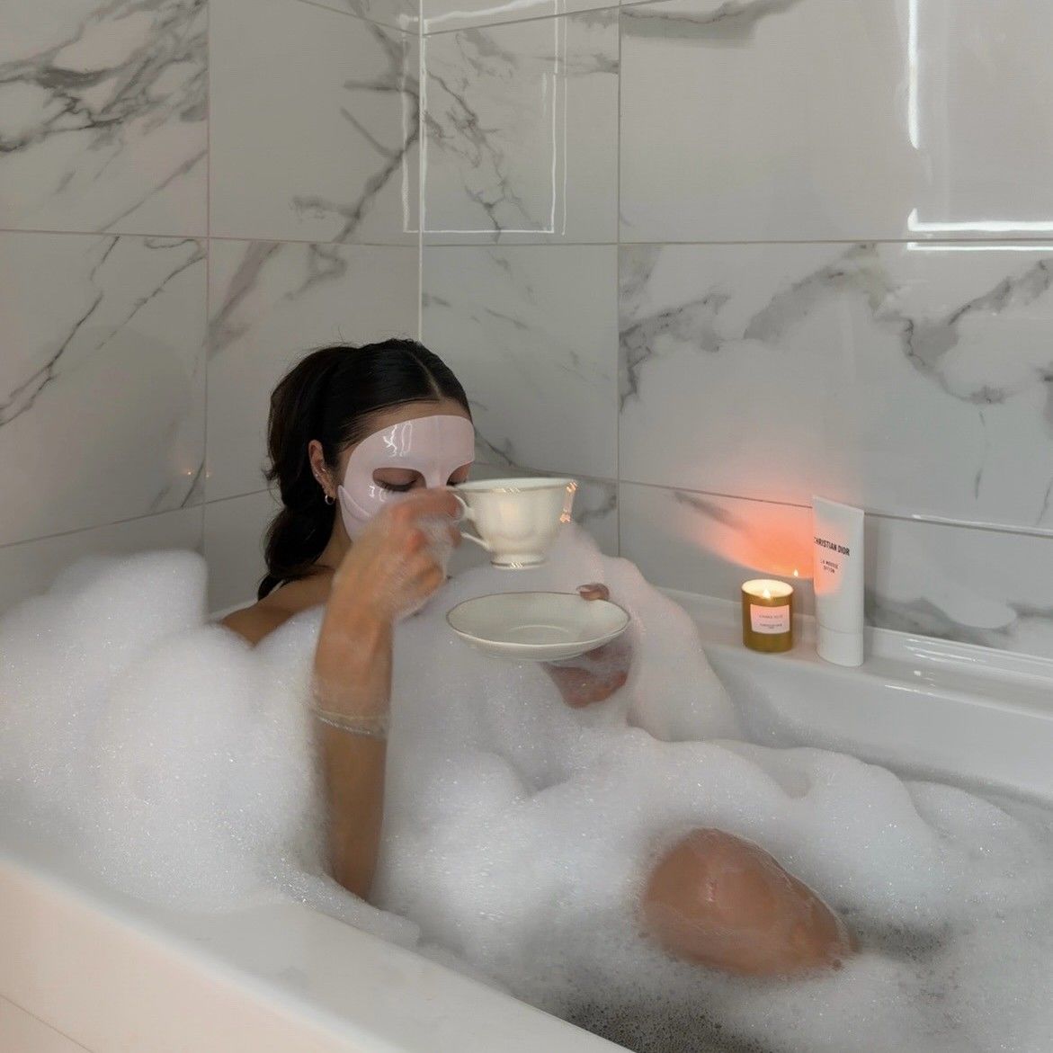 We Like Our Shower Routines to Smell Mouthwatering—10 Dangerously Good Formulas Editors Love