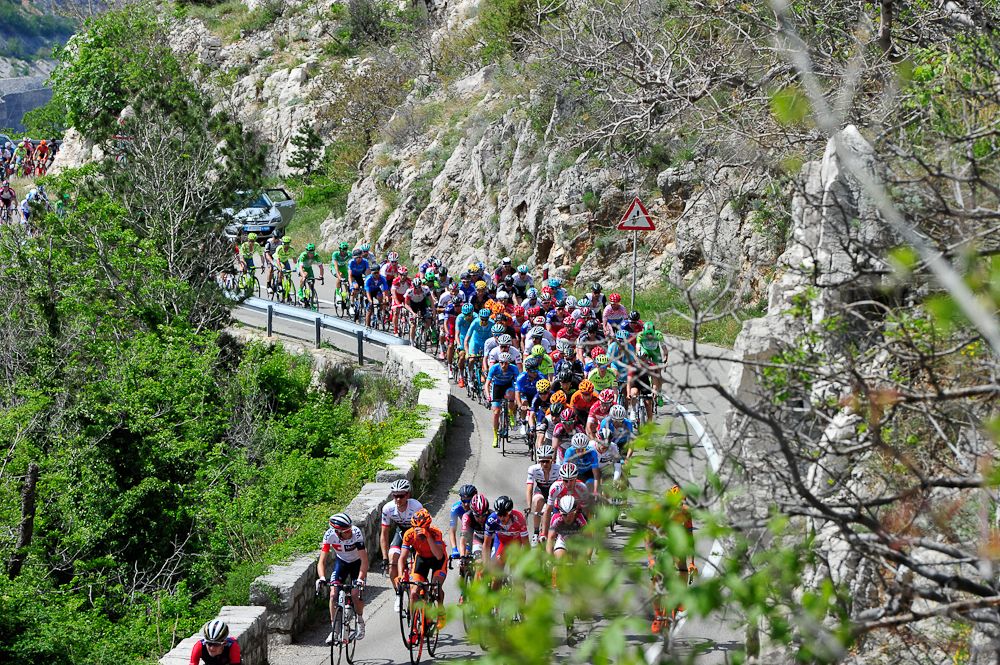The peloton in action at the 2016 Tour of Croatia