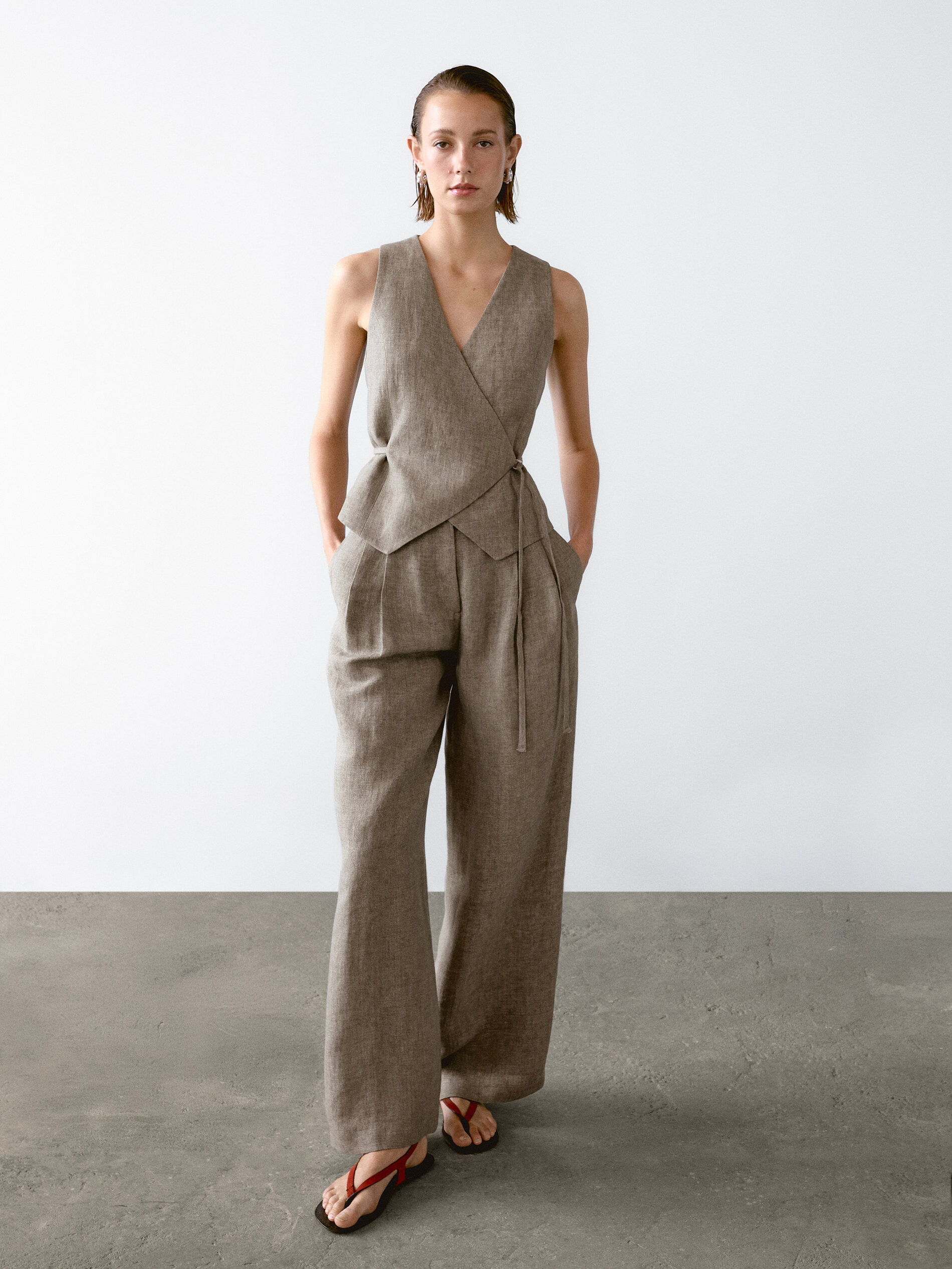 100% Linen Trousers With Double Darts