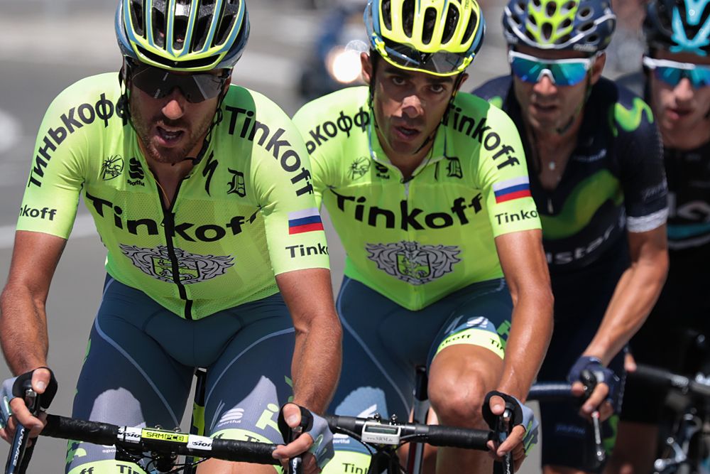 Tinkoff's Alberto Contador struggles before abandoning the stage