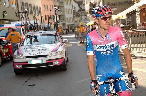 Damiano Cunego (Lampre) looks lean and mean which are good signs for a mountain time trial.