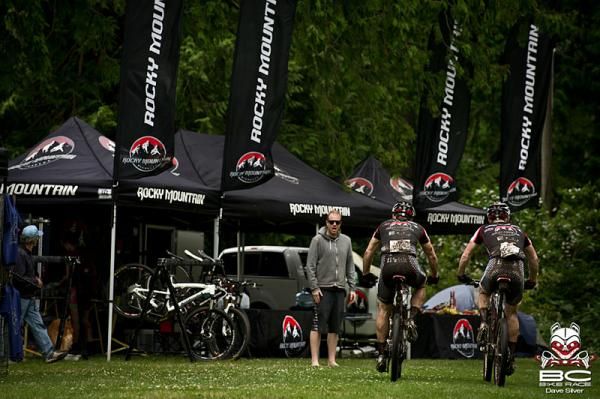 Race sponsor Rocky Mountain has two teams challenging in men's duo and solo categories.