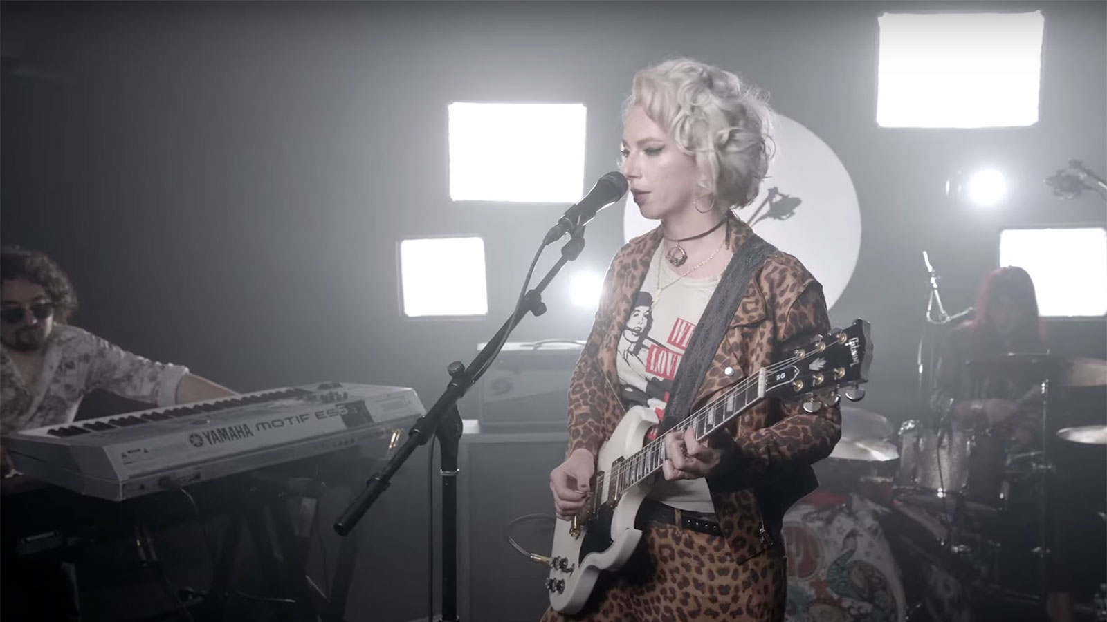 Samantha Fish Crowd Control live video