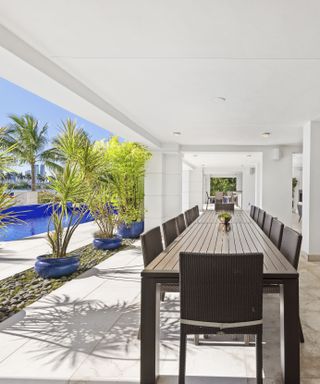 Floyd Mayweather’s outdoor dining area