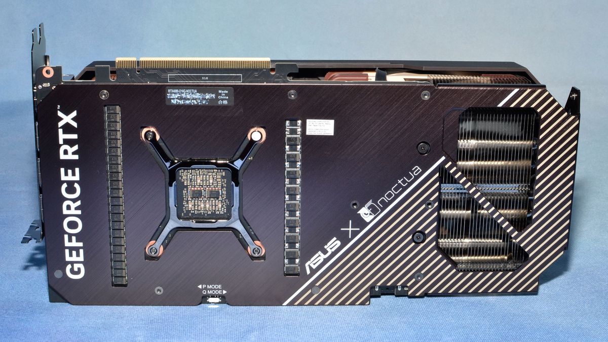 Asus RTX 4080 Noctua unboxing and product shots