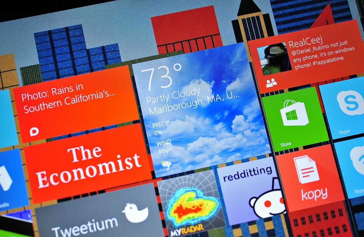 Here is why Ambient Weather is my favorite Windows 8.1 forecast app