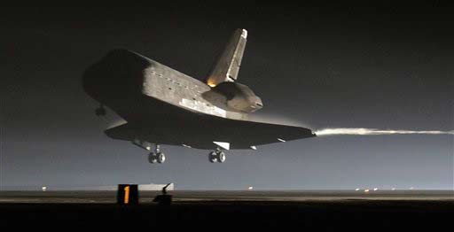 Space Shuttle Lands Safely After Construction Marathon