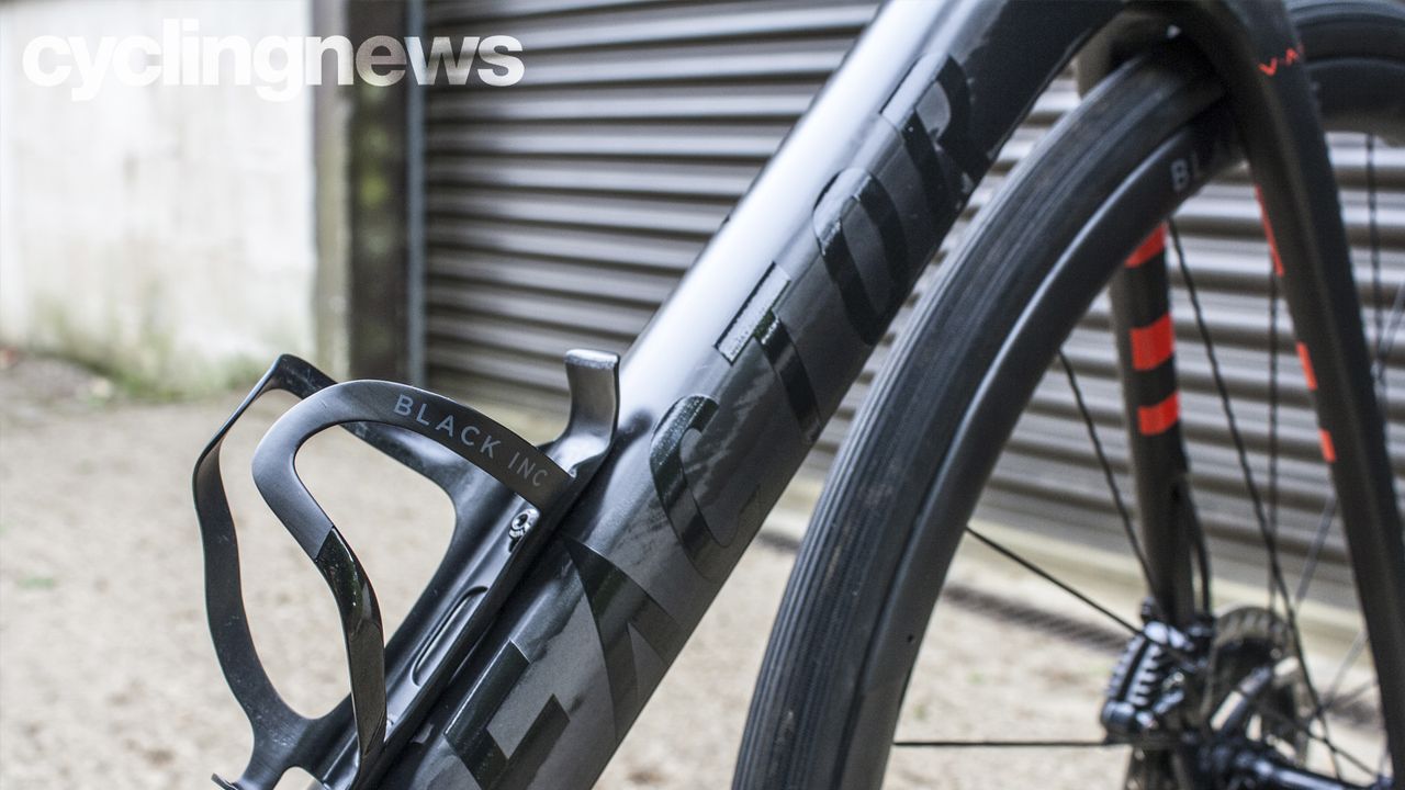 Factor O2 VAM Disc road bike