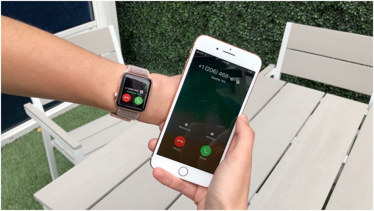 Apple Watch iPhone phone call