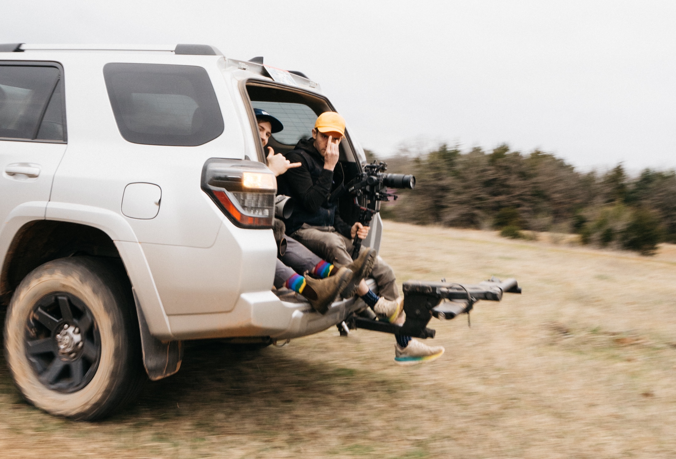 Equipo de vídeo en Mid South 2024 en Stillwater, Oklahoma