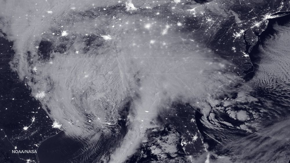 NASA-NOAA&#039;s Suomi NPP satellite snapped this image of the approaching blizzard around 2:35 a.m. EST on Jan. 22, 2016 using the Visible Infrared Imaging Radiometer Suite (VIIRS) instrument&#039;s Day-Night band.