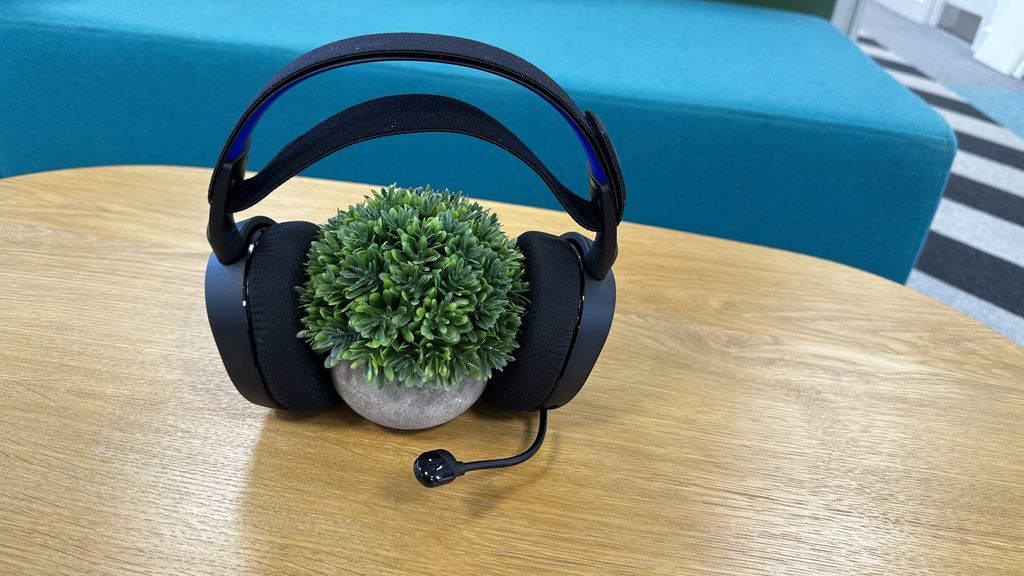 SteelSeries Arctis 7P+ Wireless review the best PS5 headset yet