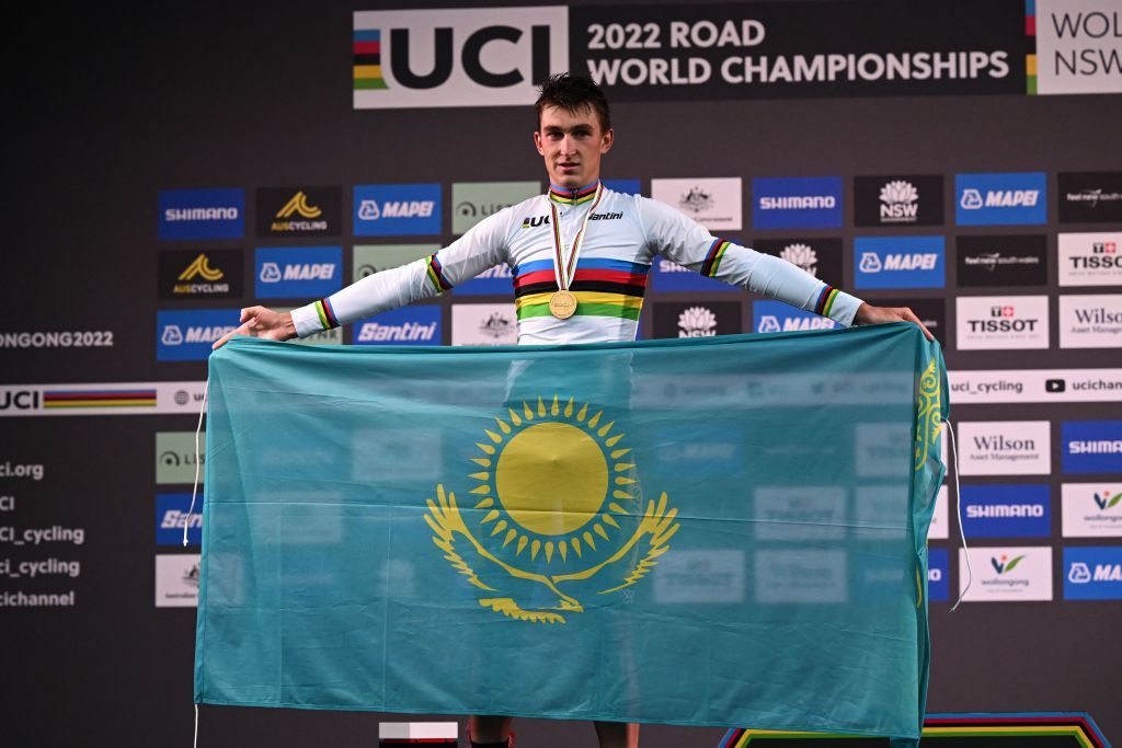Yevgeniy Fedorov (Kazakhstan) on the podium