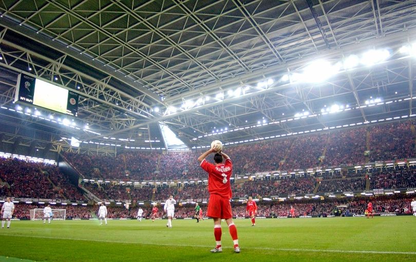 Franck Queudrue preparing to take a throw-in as Middlesbrough face Bolton