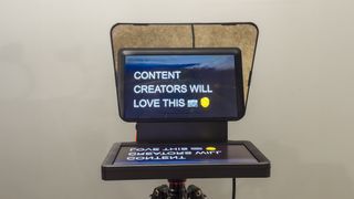 Using the Elgato Prompter to read a script