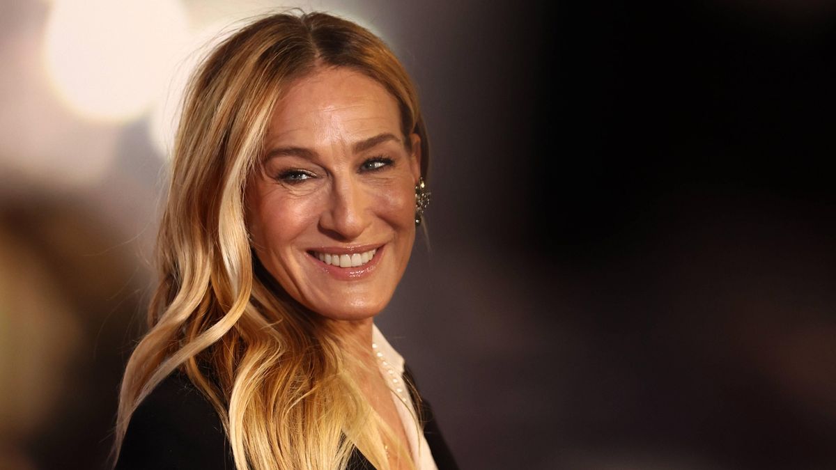 'My routine is pretty boring!' - Sarah Jessica Parker's skincare steps are strikingly straightforward