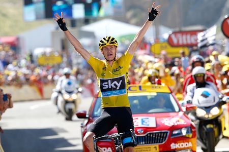 Chris Froome wins stage 10 of the 2015 Tour de France.