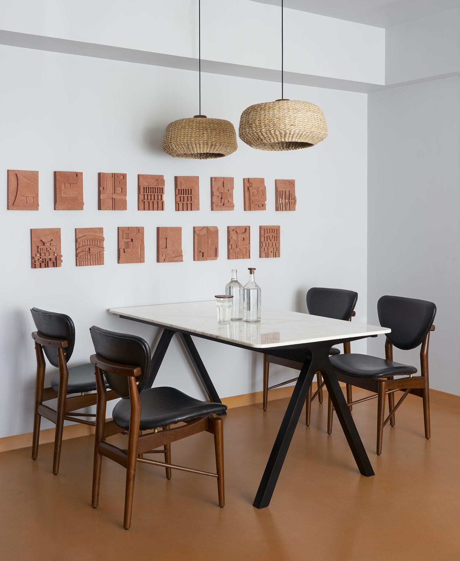 How to make a small dining room look bigger 10 tricks Livingetc