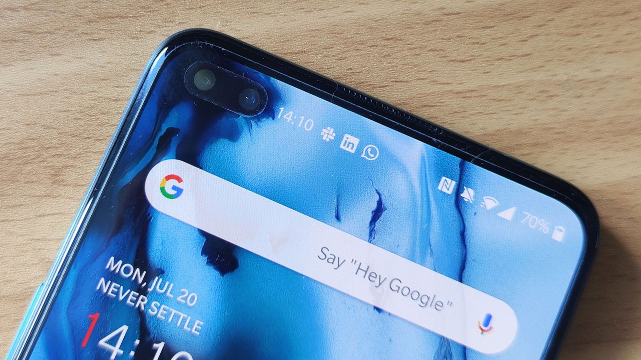 A close-up of the selfie cameras on a OnePlus Nord