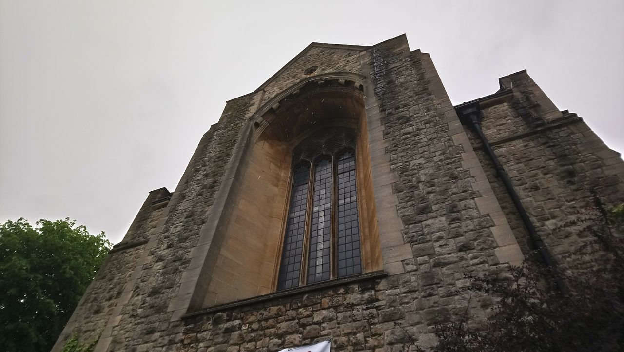 A lesser camera would either leave the sky looking blown out or the church dull. Not here. However, the processing has left a strange halo around the church&rsquo;s walls. Spooky.