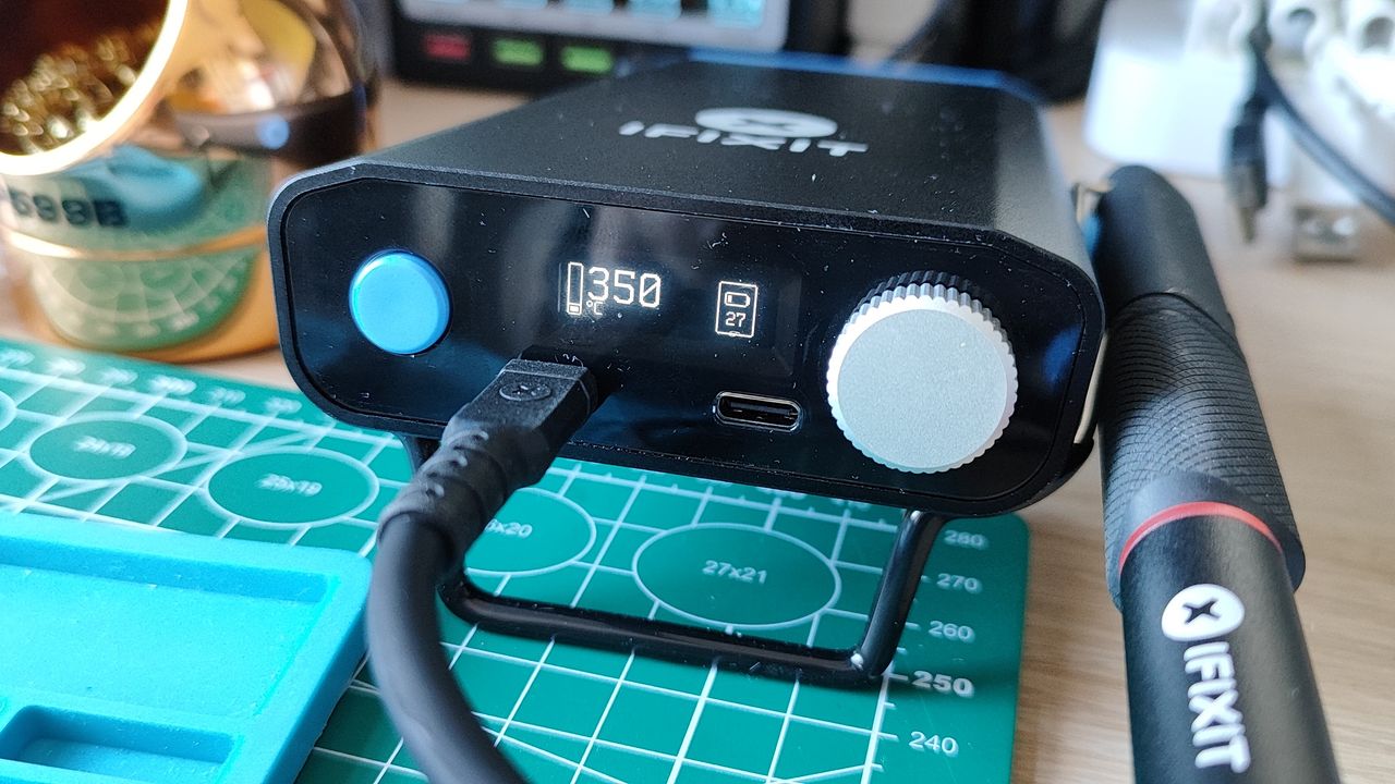 Ifixit Portable Soldering Station