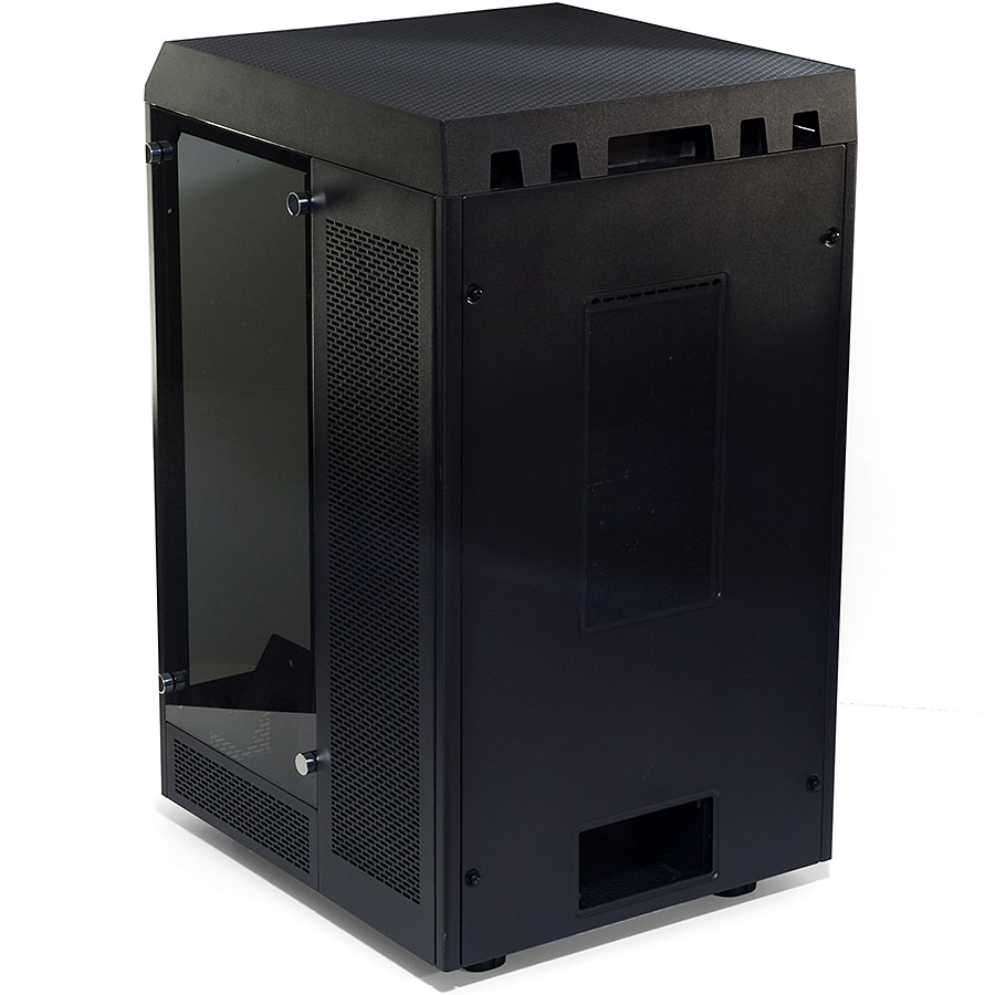 Thermaltake Tower 900 Case Review - Tom's Hardware | Tom's Hardware