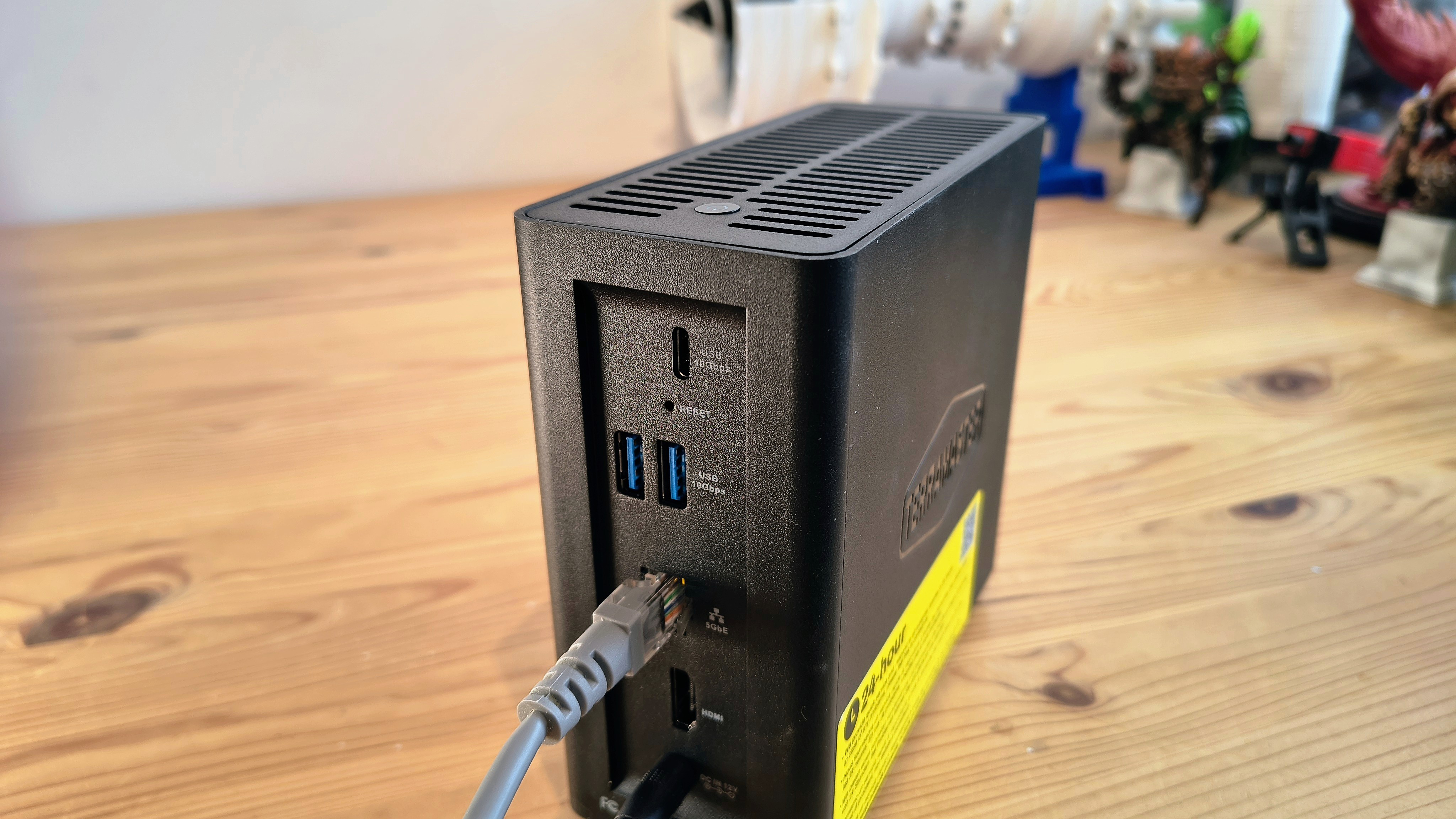 TerraMaster F4 SSD NAS
