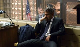 Michael Clayton George Clooney Tom Wilkinson police station pick-up