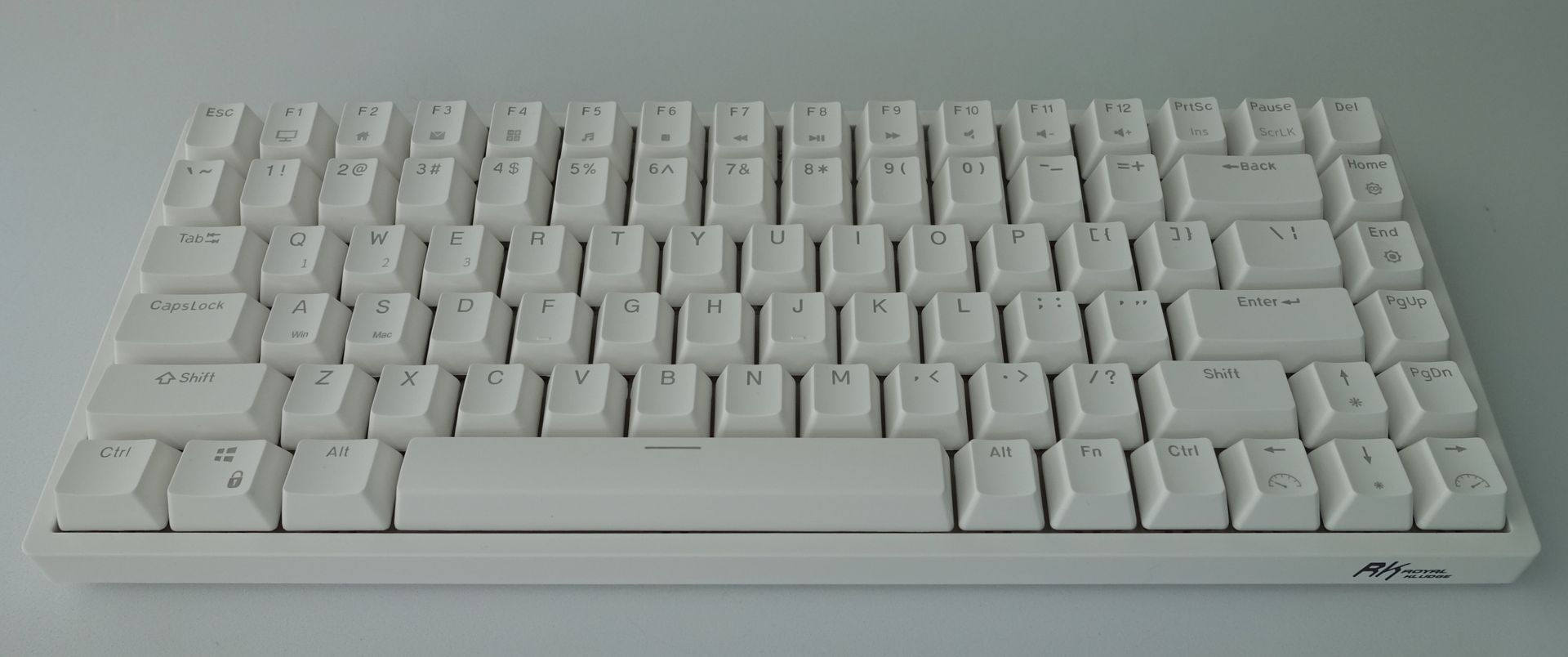 Royal kludge r75 Ozon