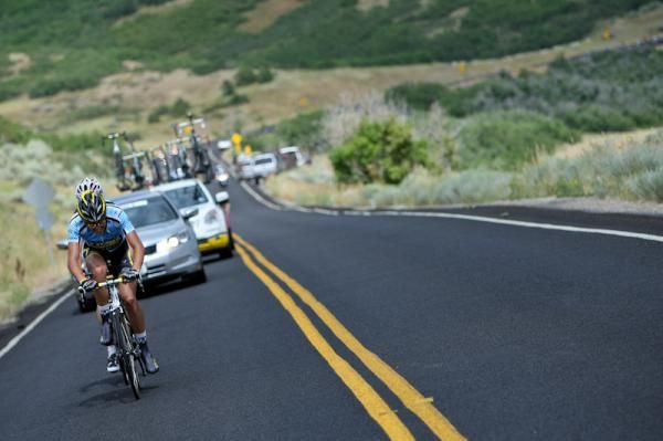 Alex Dowsett (Trek-Livestrong) and David Tanner (Fly V Australia) maintain their gap on the field going over the last little climb.
