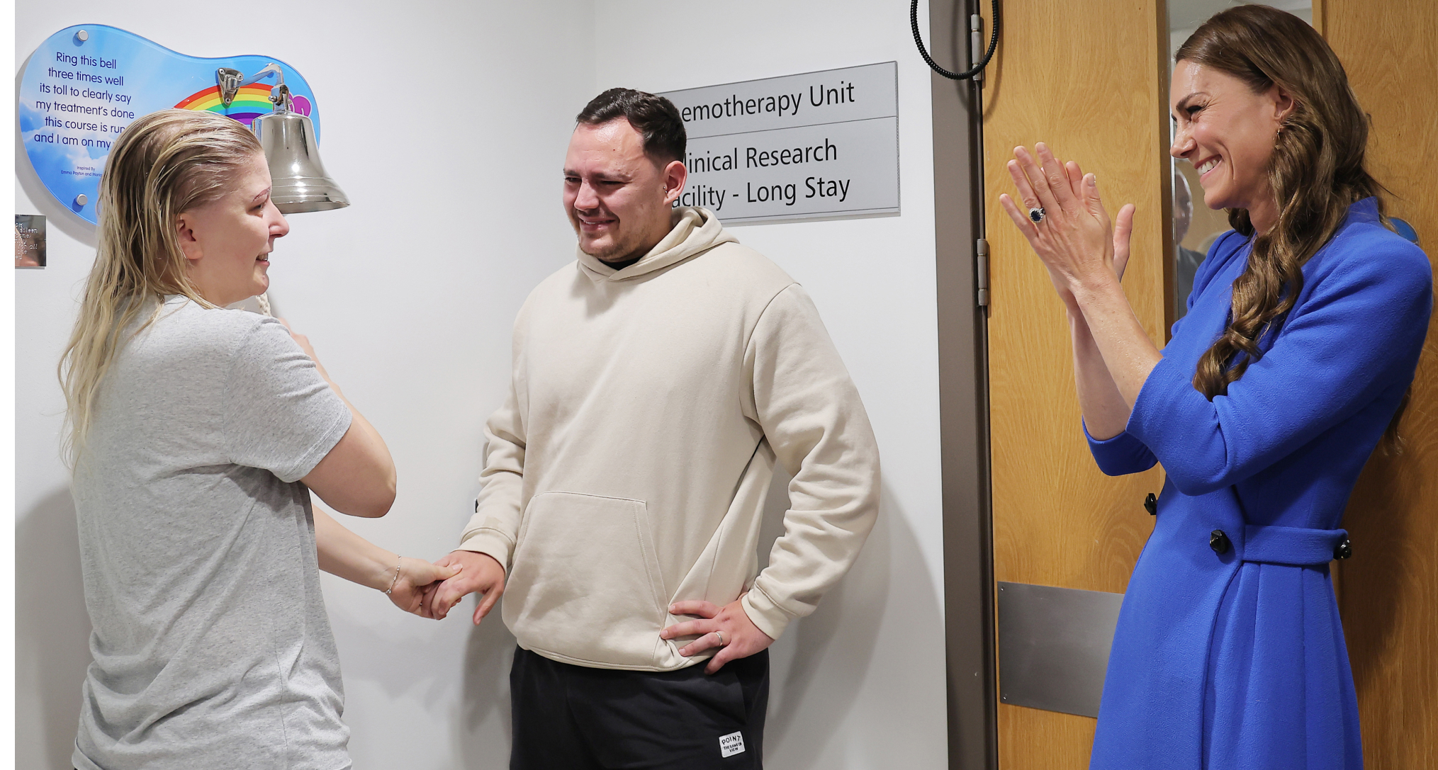 Princess Kate cheering as a cancer patient and her husband ring a bell
