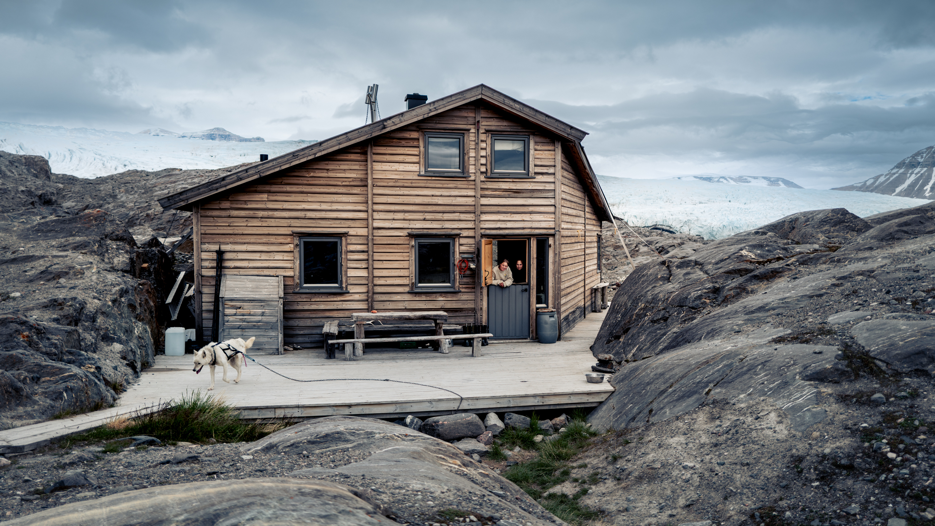 Nordenski&amp;ouml;ld Lodge and the Nordenski&amp;ouml;ld Glacier in Svalbard, Norway