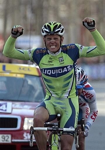 Carlstr&ouml;m rejoices after taking the stage win in Saint Etienne.