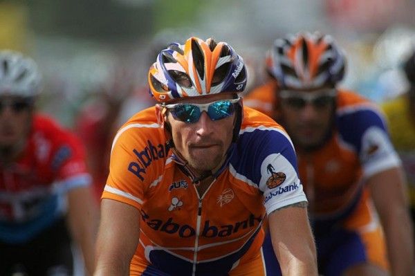 Denis Menchov (Rabobank) will have to wait for Saturday's time trial before making his final bid for victory.