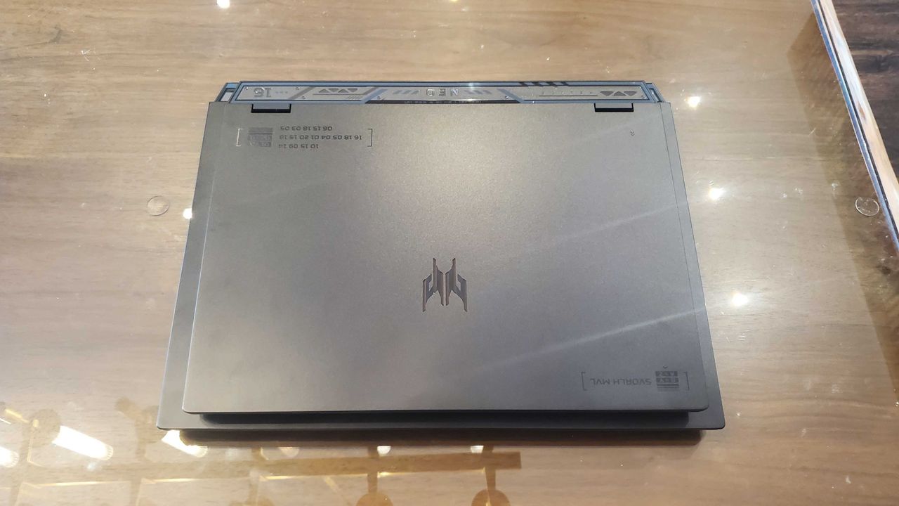 black gaming laptop