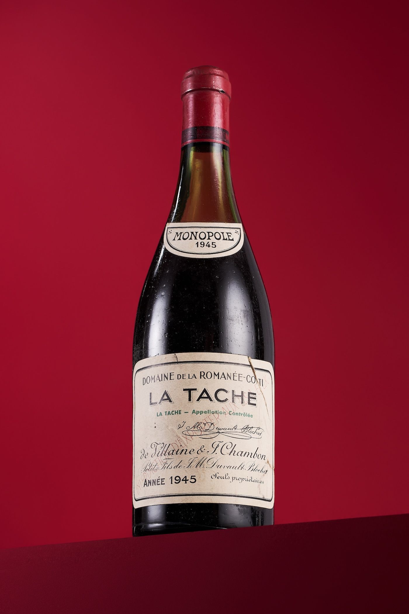 1945 La Tâche