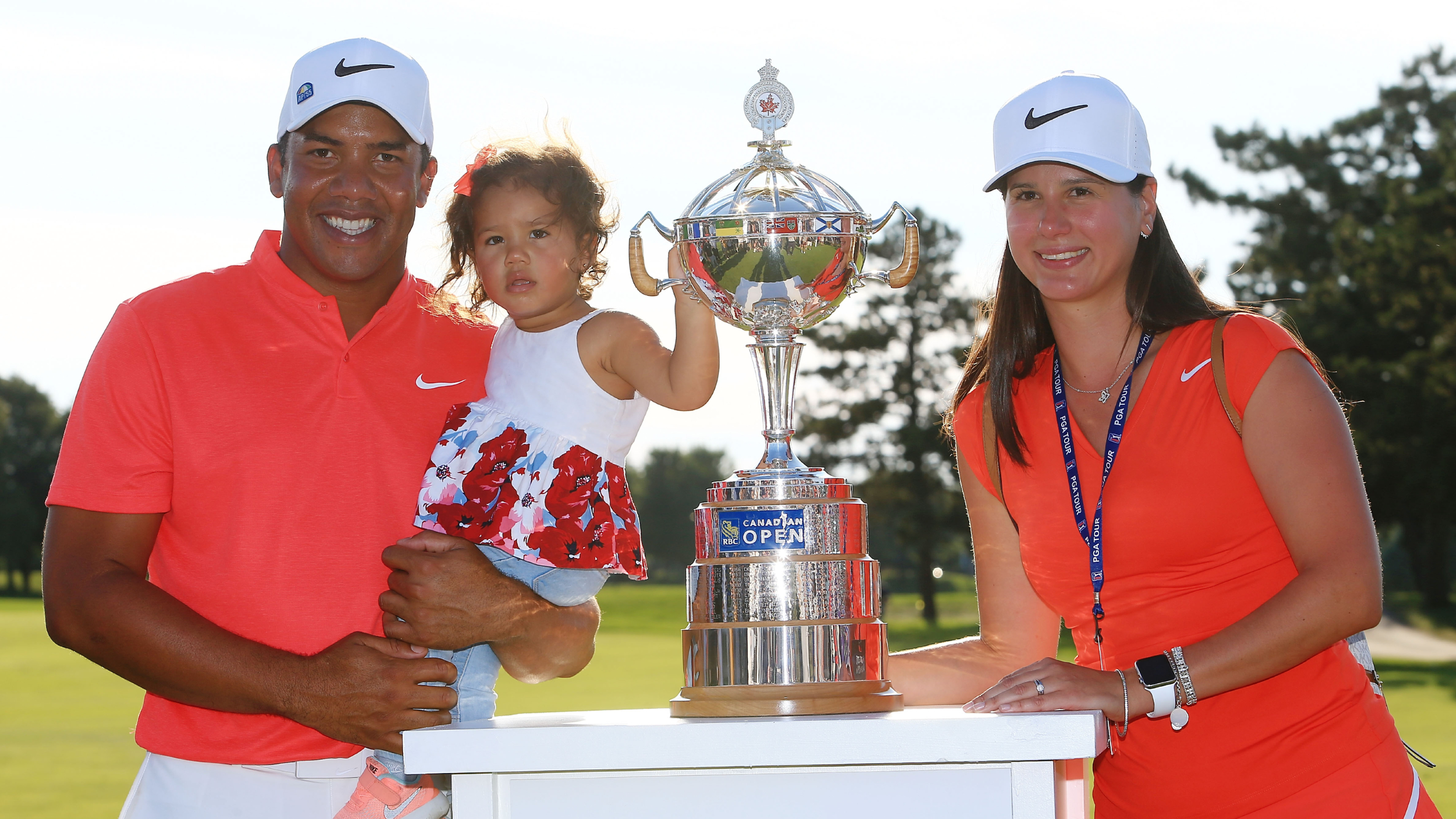 Jhonattan and Hildegard Vegas