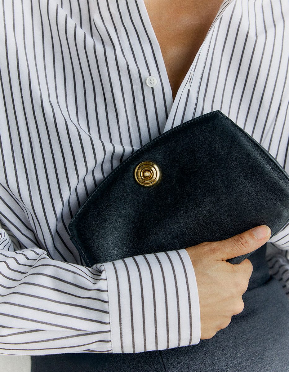 Pushlock Clutch Black