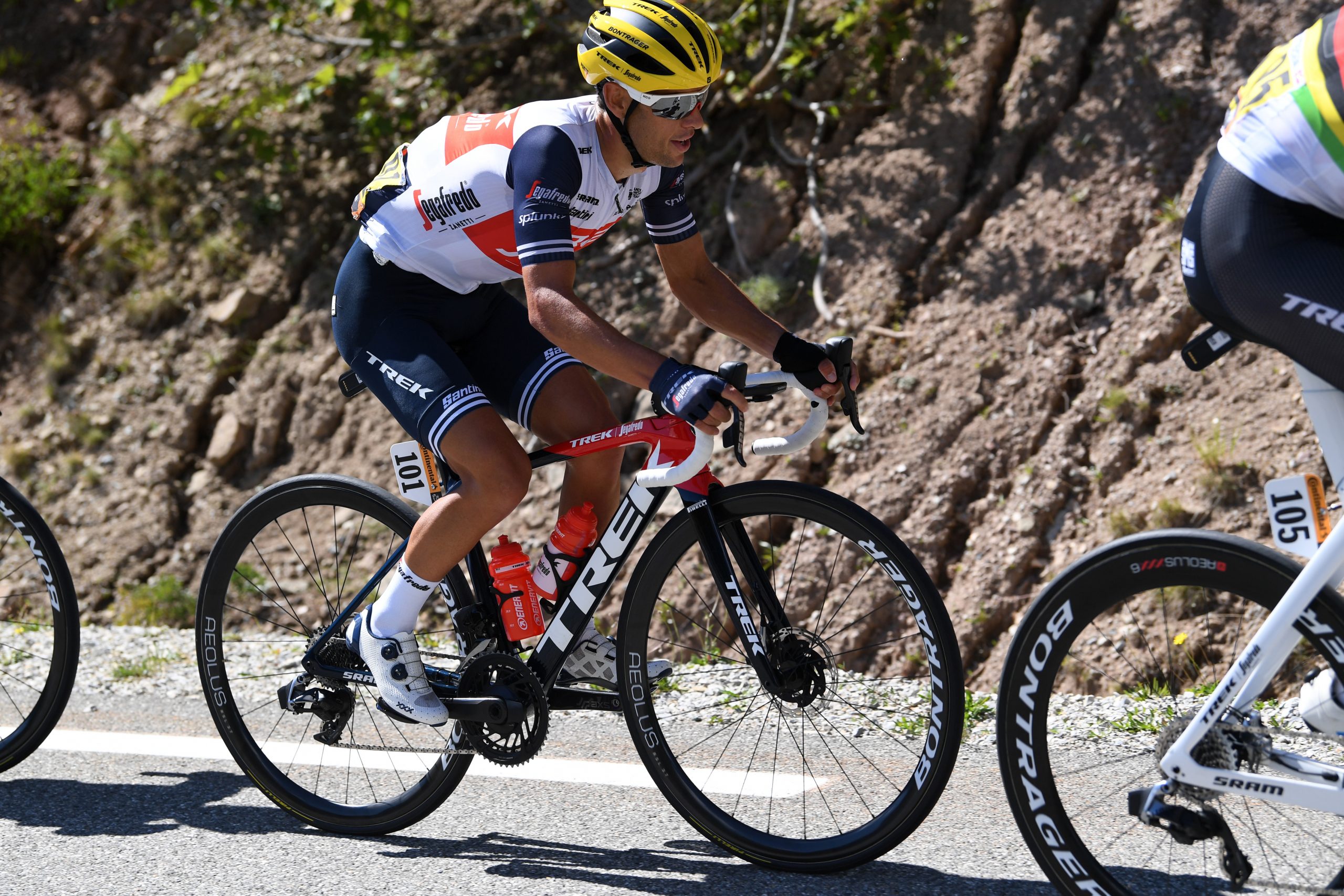 Tour Tech: why are pro riders using SRAM 12-speed set-ups that are ...