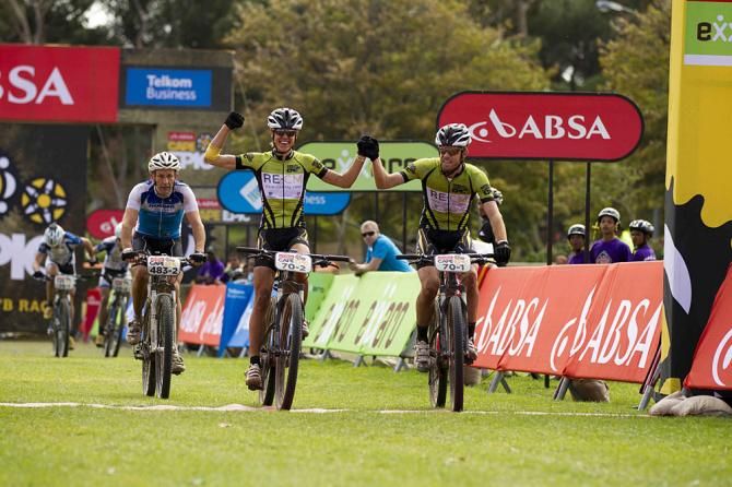 Ariane &amp; Erik Kleinhans of Team RE:CM celebrate