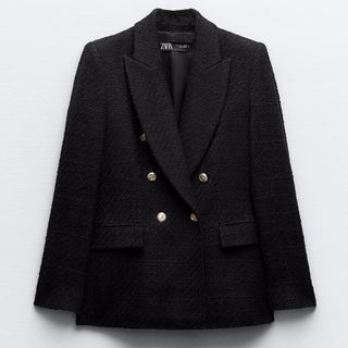 Victoria Beckham's black blazer outfit - Zara blazer