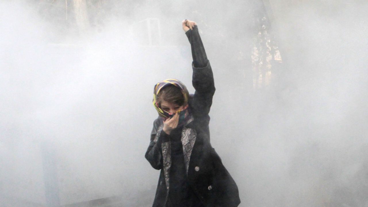 An Iranian women protests at Tehran&amp;#039;s main university