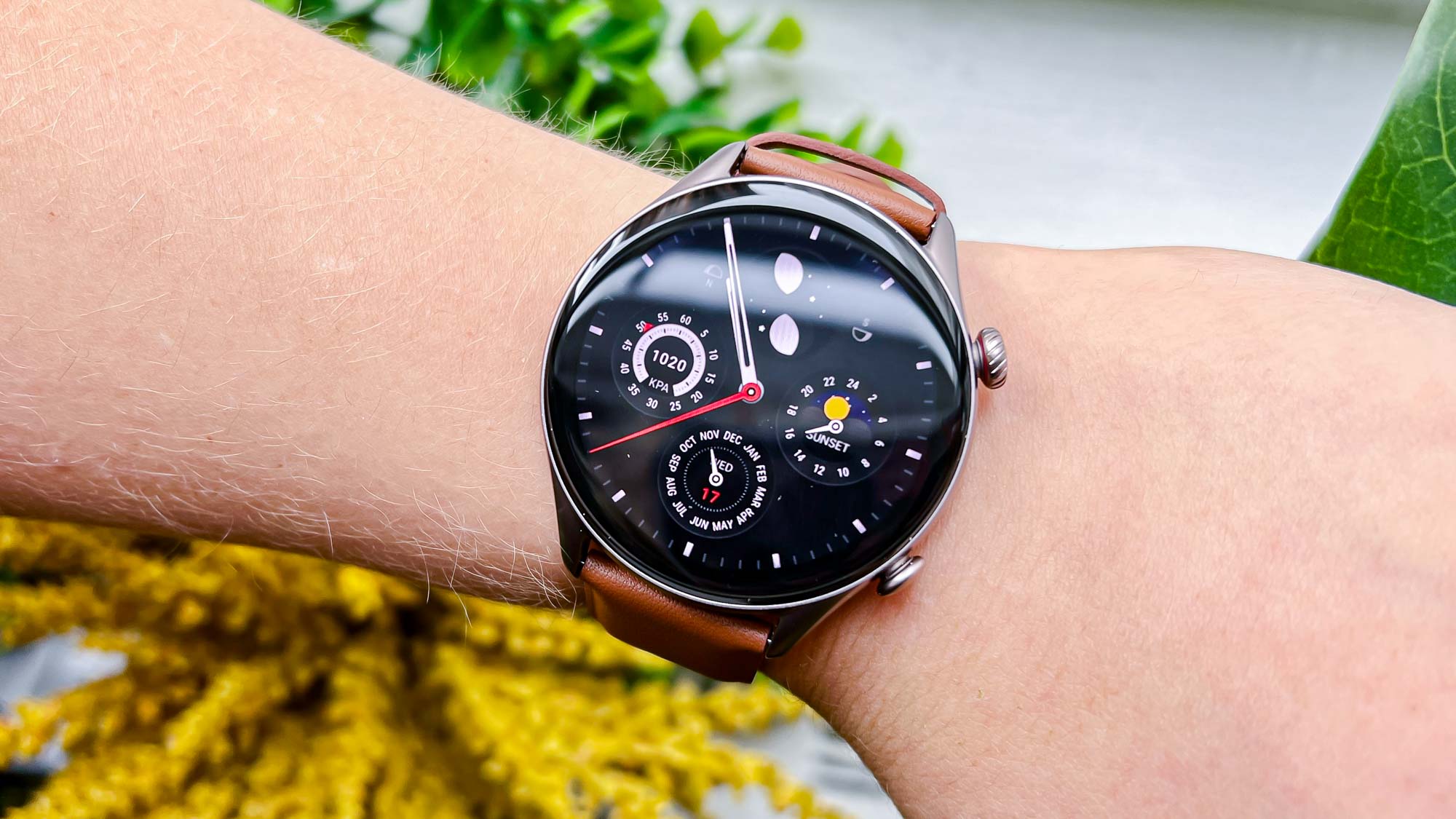 Amazfit GTR 3 Pro health smartwatch features a 12-day battery life and 150+  sports modes » Gadget Flow