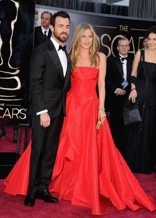 red carpet - Justin Theroux and Jennifer Aniston