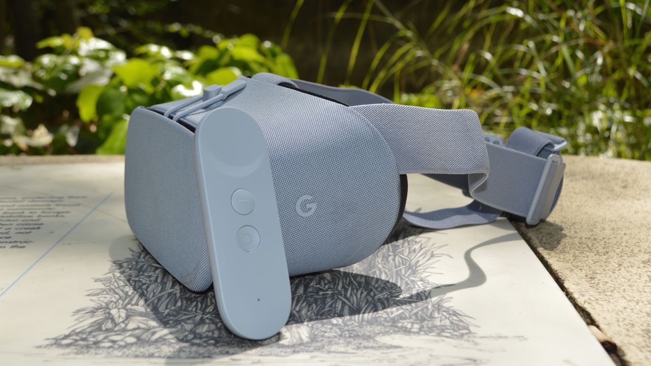 Google Daydream View (2017) controller