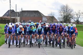 Kuurne-Brussel-Kuurne LIVE - Riders take on the early climbs as the likes of Jasper Philipsen, Jonathan Milan and Paul Magnier hope for a bunch finish