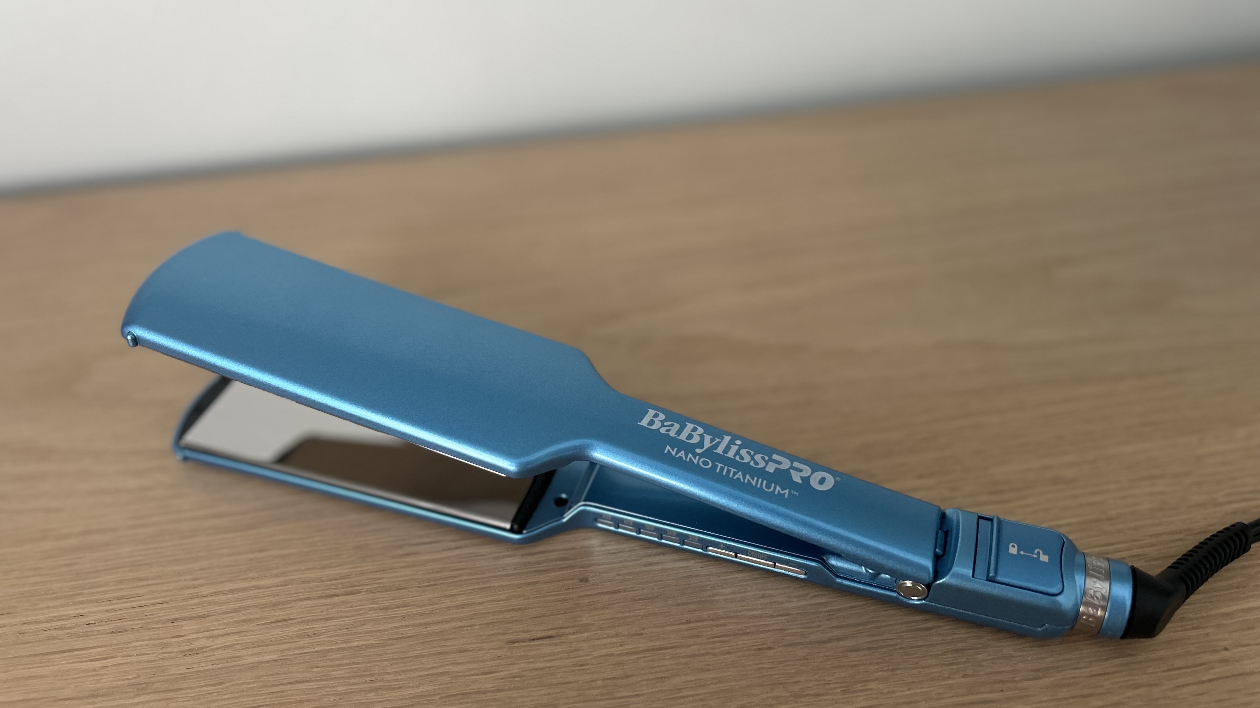 BaByliss Pro Nano Titanium 2" Ultra-Thin Straightener 
