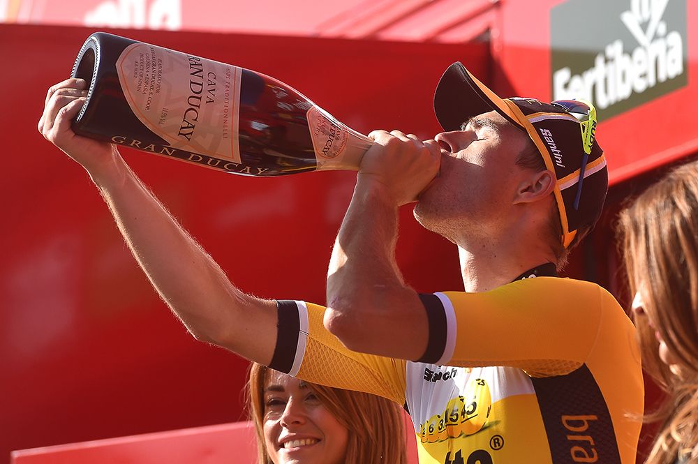 Bert-Jan Lindeman gets a big gulp.